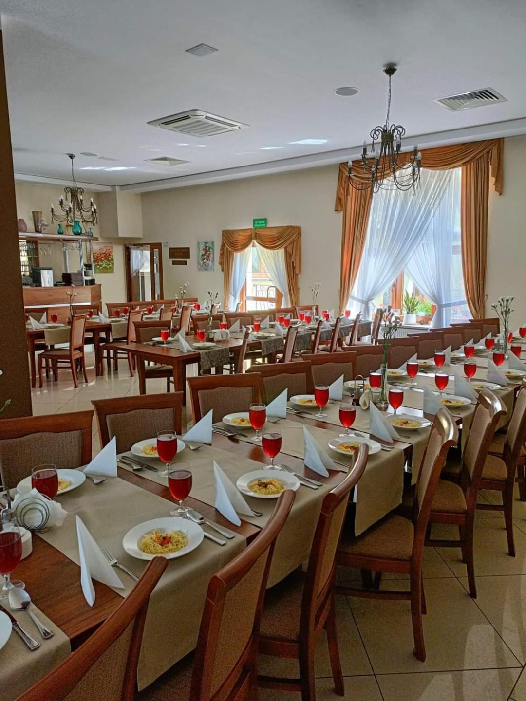 Hotel Chancza Spa & Restauracja Rakow  Exterior foto
